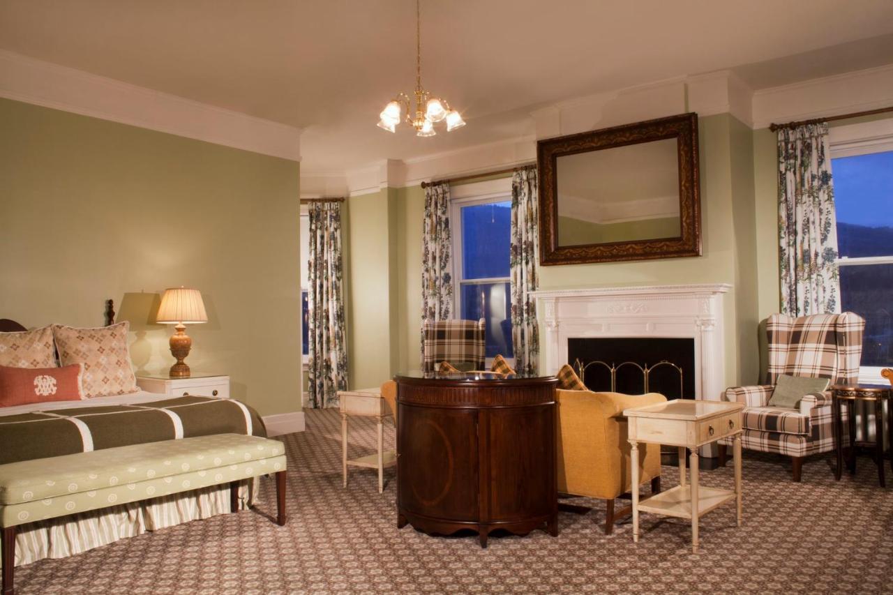 Premier King Suite
