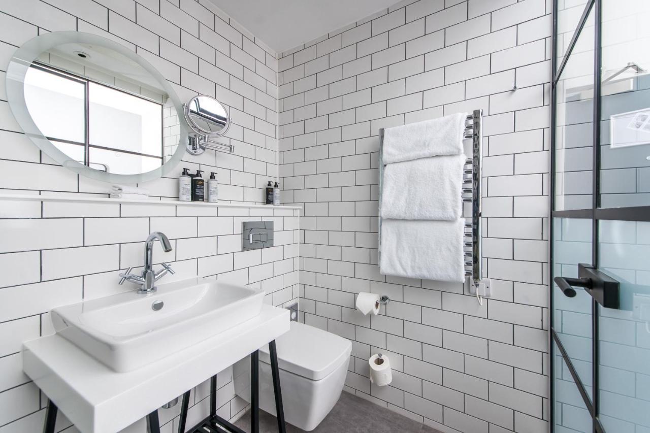 Double Room - Cozy Print