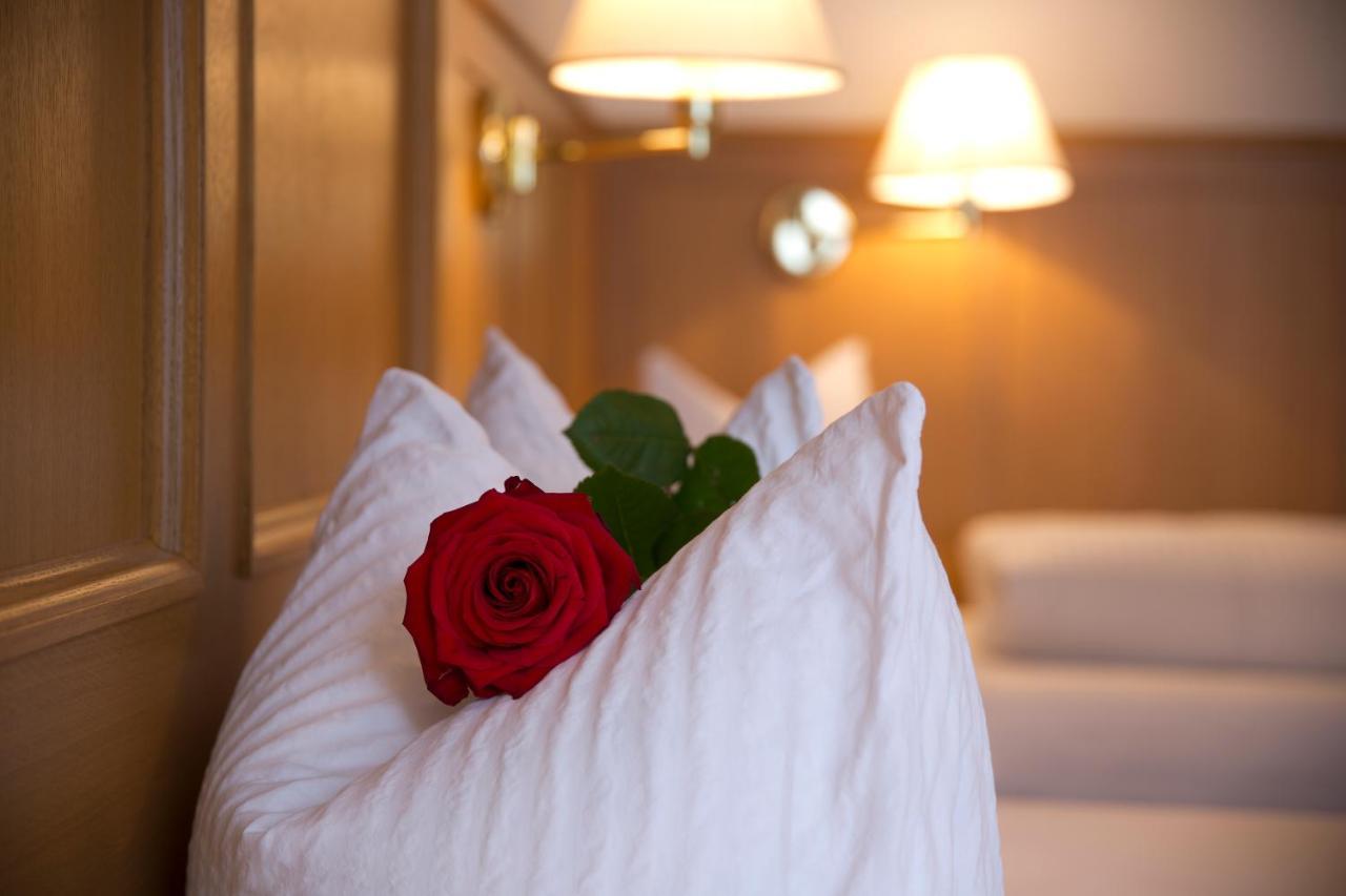 Deluxe Double or Twin Room with Sea View