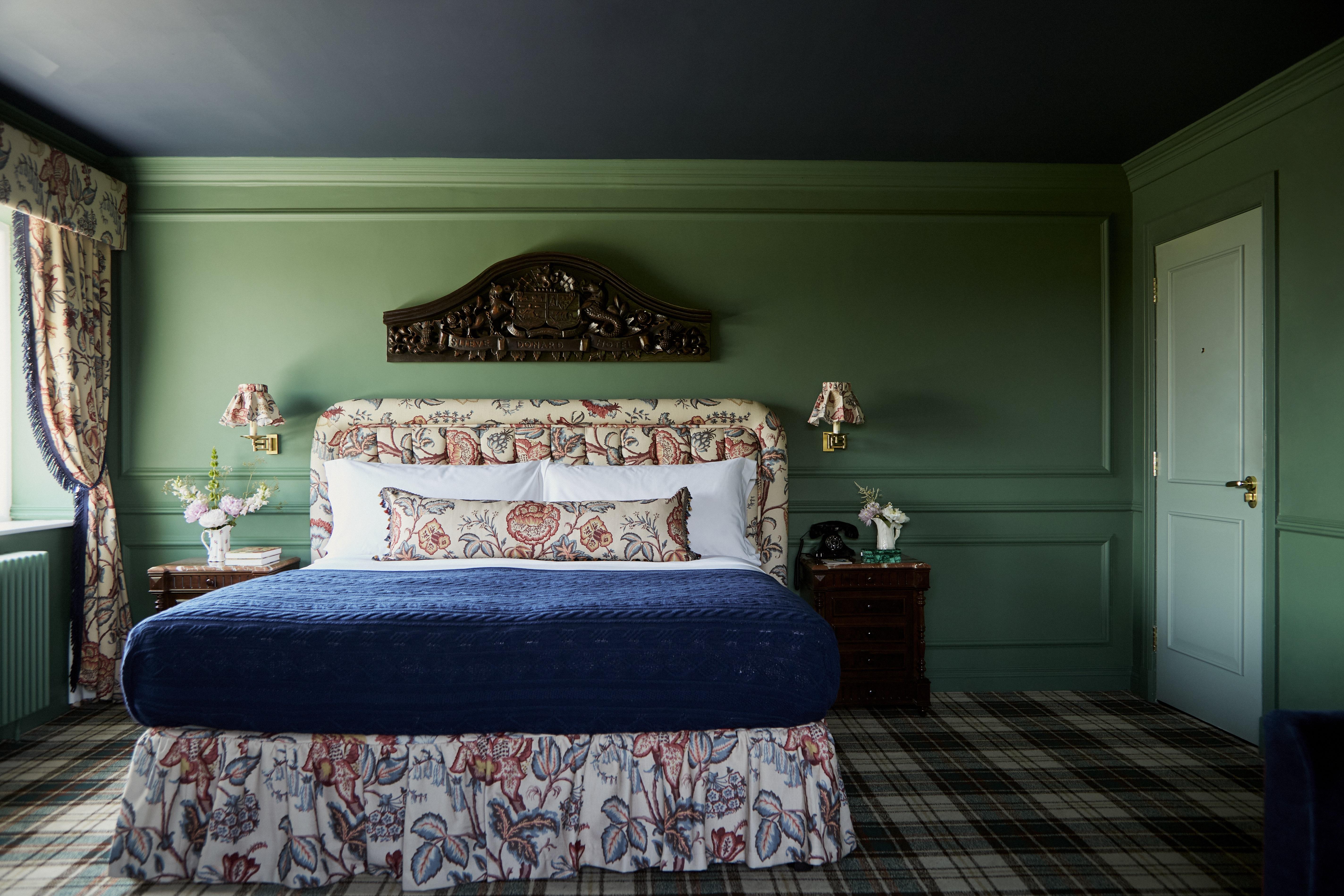 Double or Twin Room with Sea View