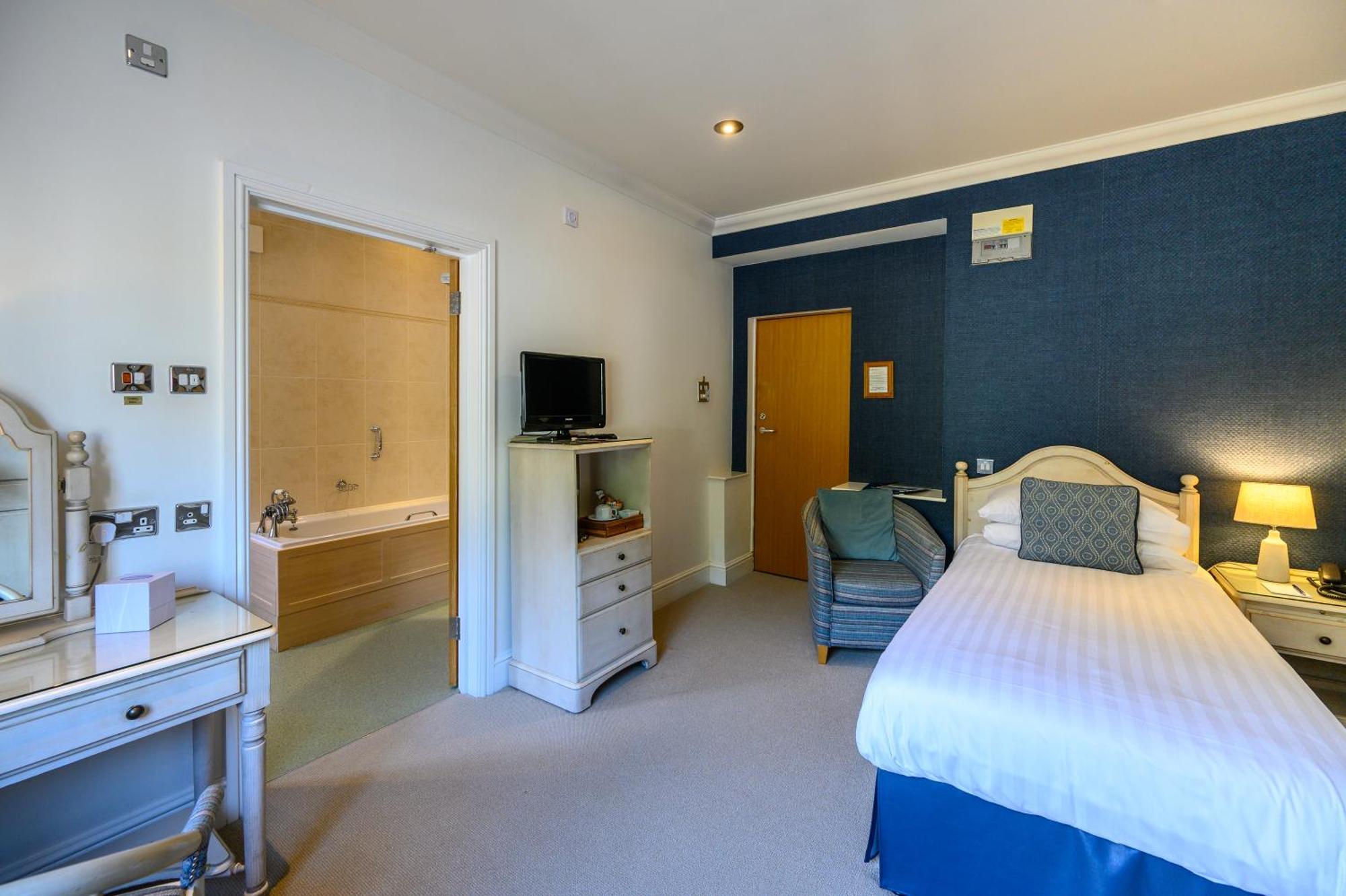 Single Room with Garden View