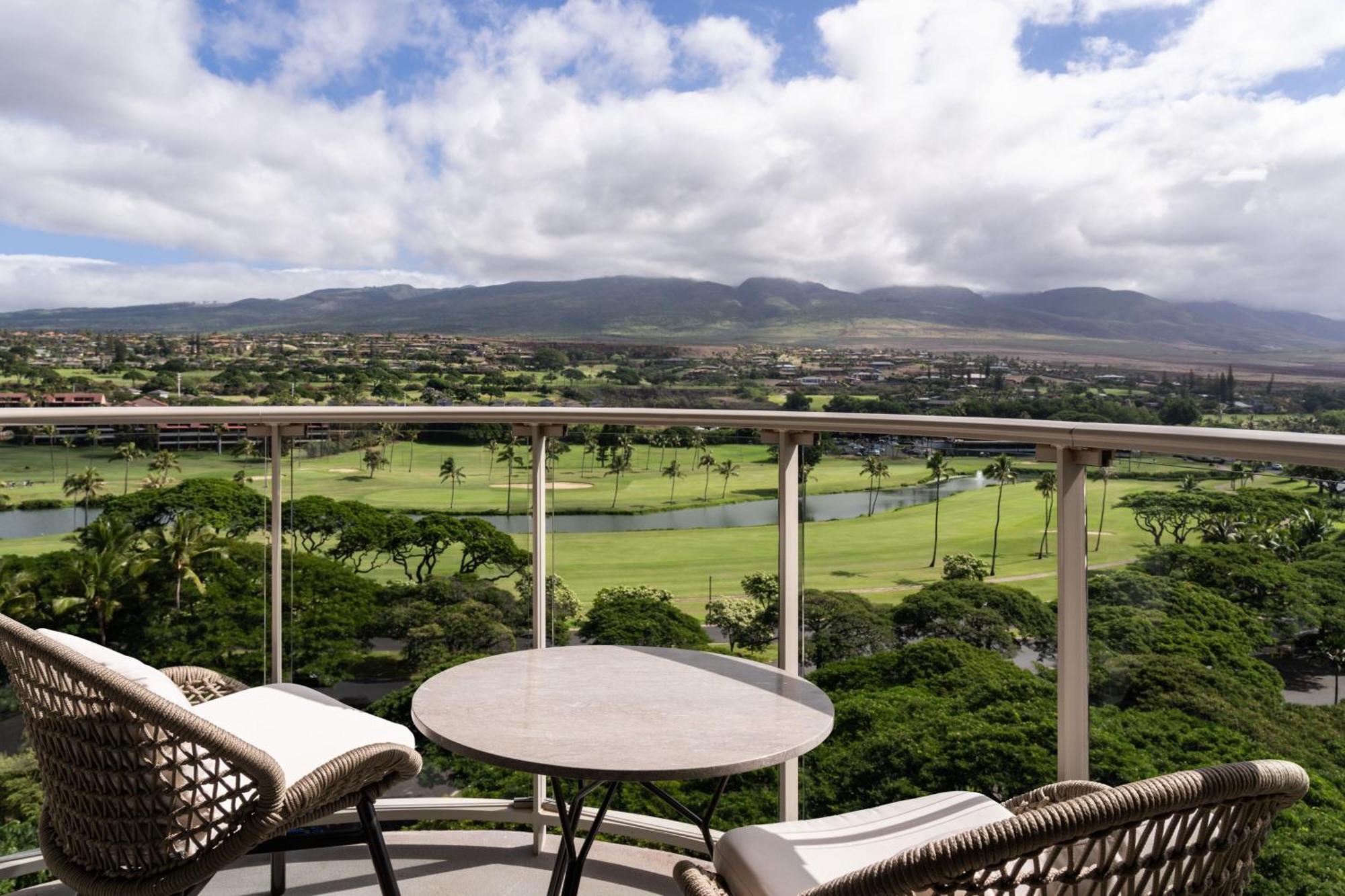 Kukahi – King Room Premium Resort View,1615381011:JPEG