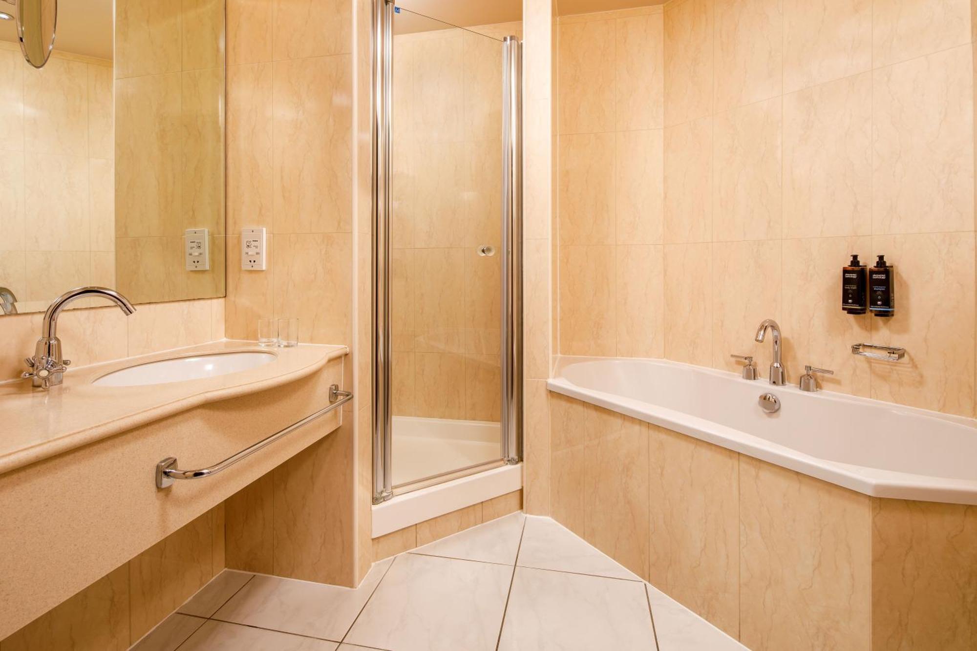 Superior Queen Room with Panoramic View