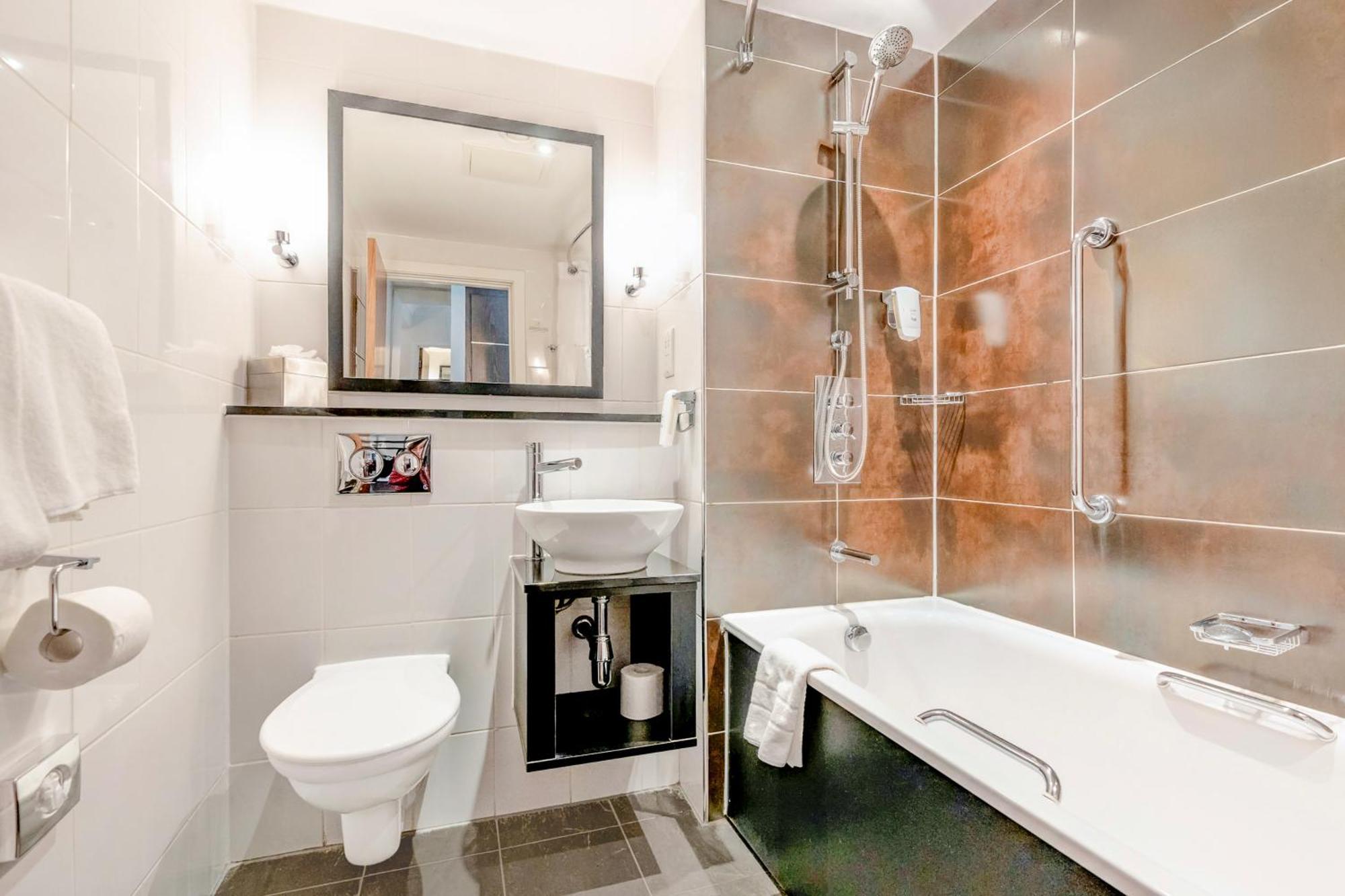 Double Guest Room