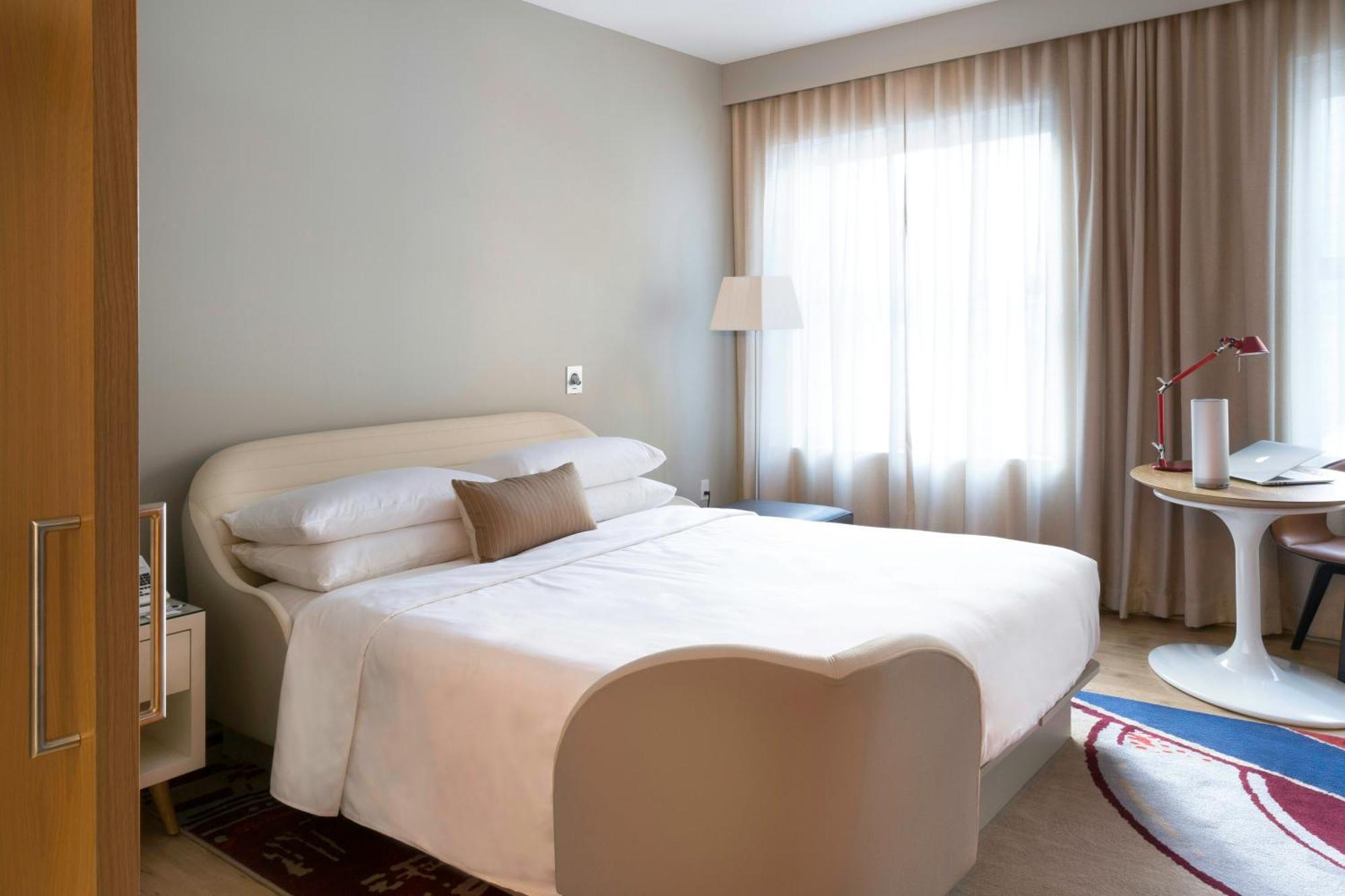 One-Bedroom Suite