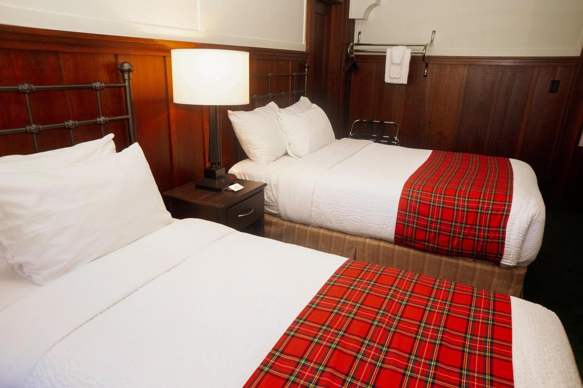 Standard Double Room with Mountain View