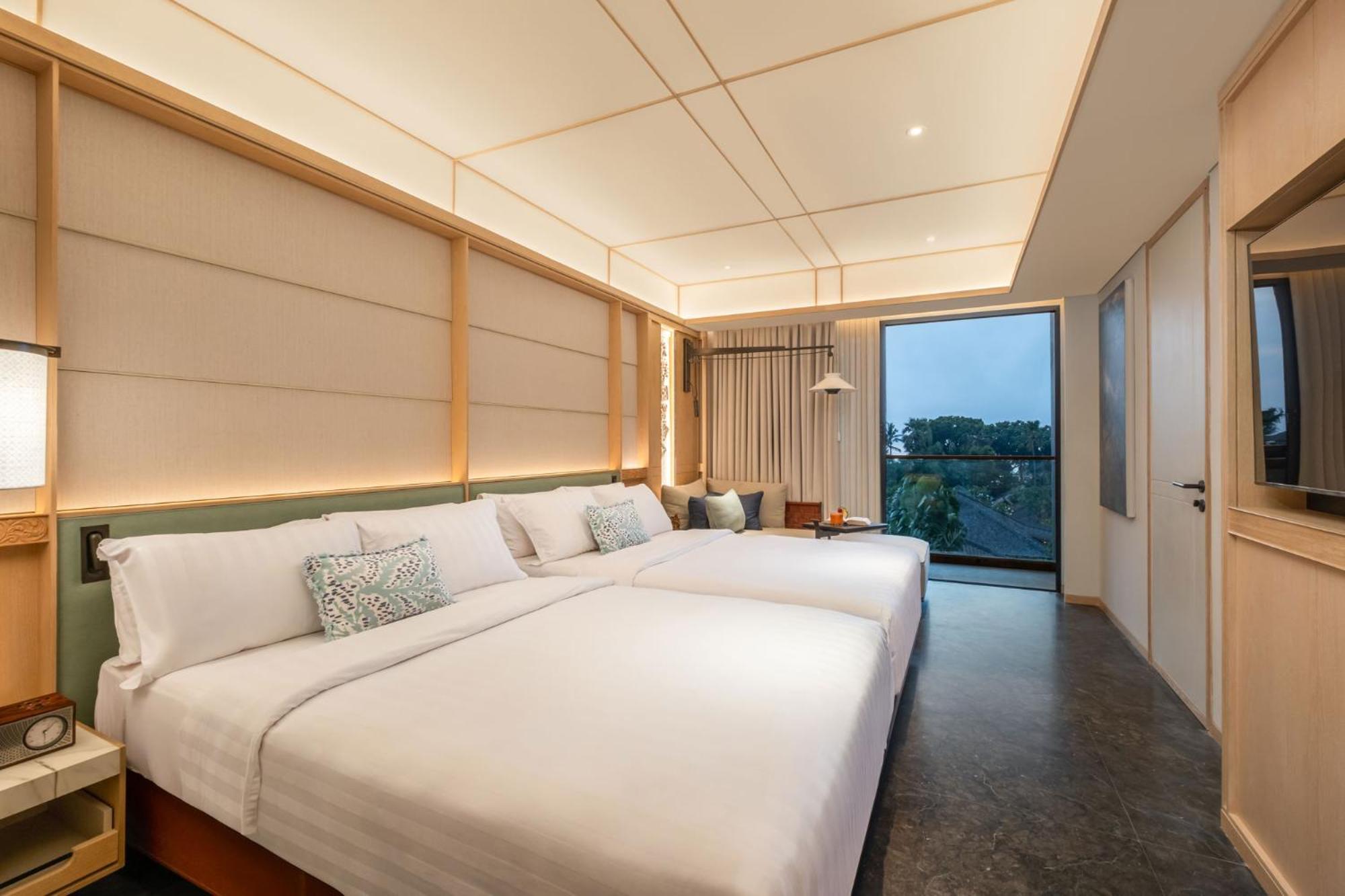 Mandira Signature Club Twin