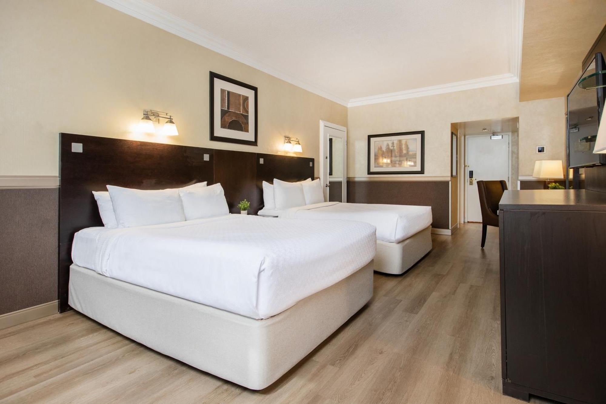 Superior Queen Room with Two Queen Beds