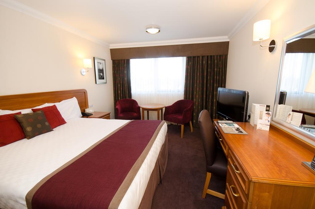 Standard King Room