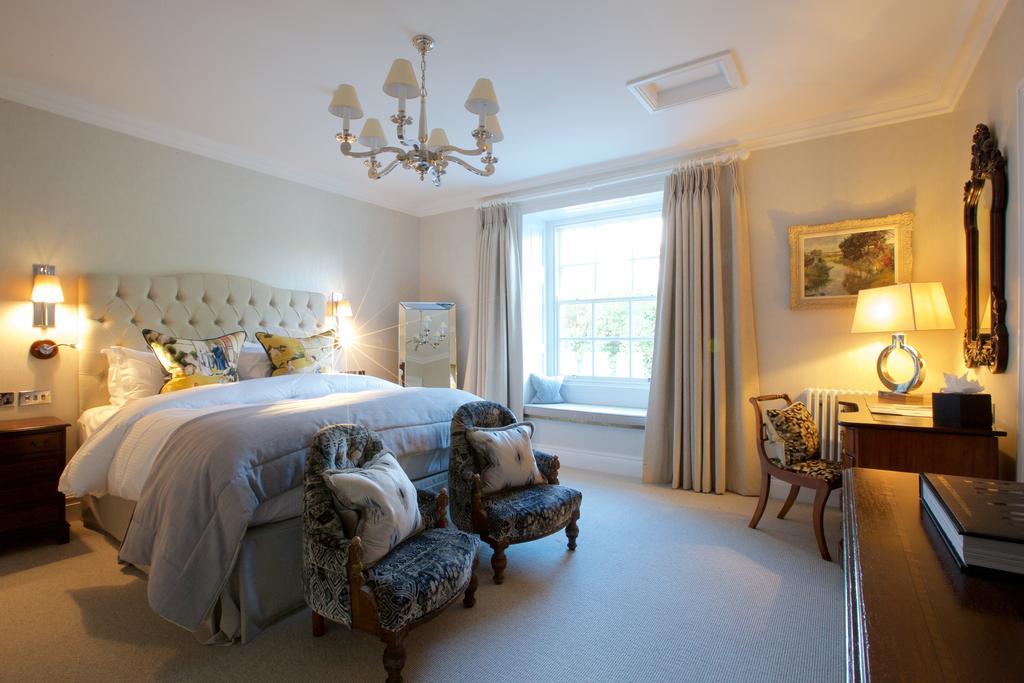 Deluxe Double Room with Extra Bed