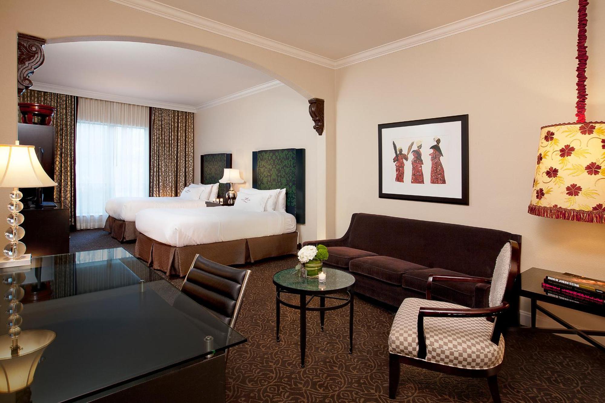 Deluxe Parlor Room - 1 King Bed