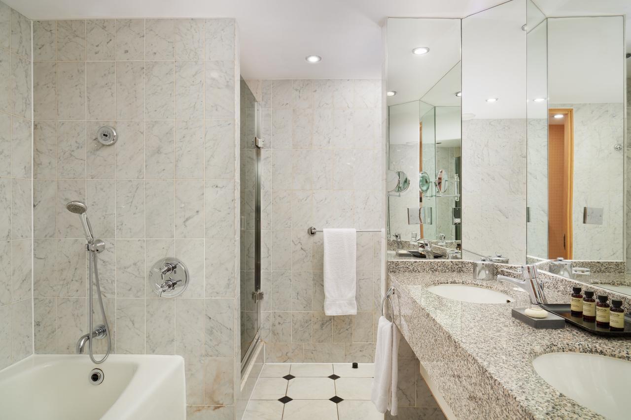 River Twin Suite