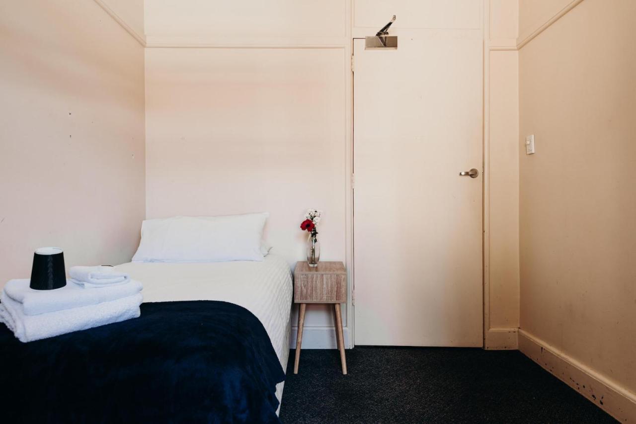Single Room (Shared Bathroom)