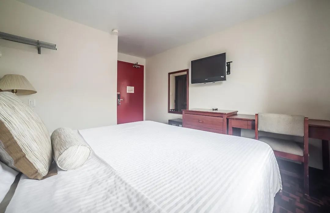 Windsor Hotel-1