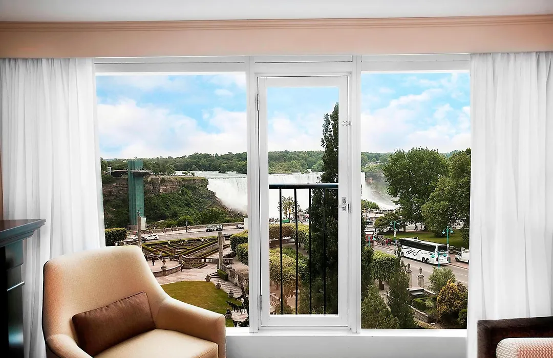 Sheraton Fallsview Hotel-1