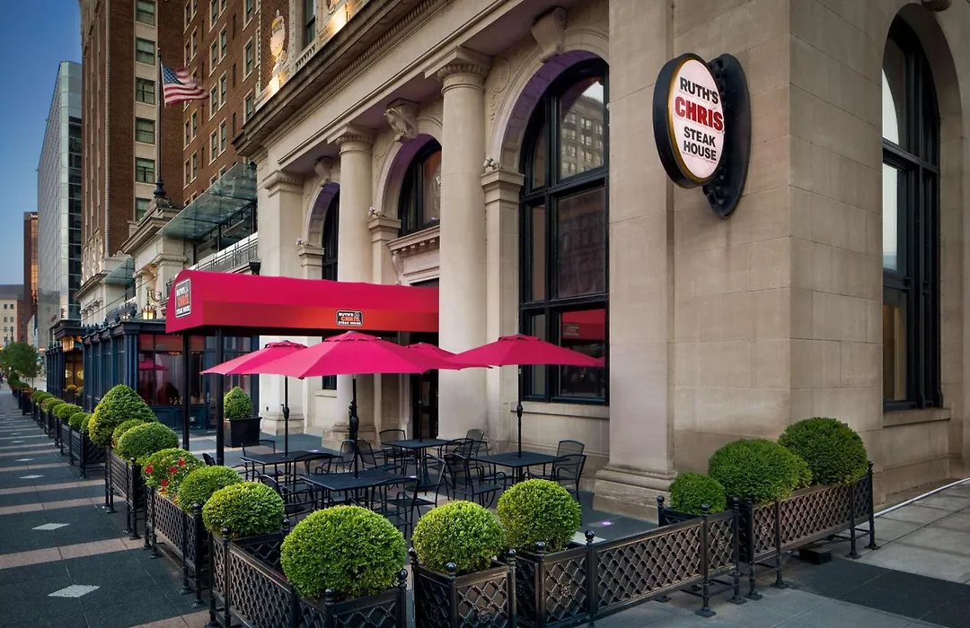 Amway Grand Plaza Hotel, Curio Collection By Hilton-1