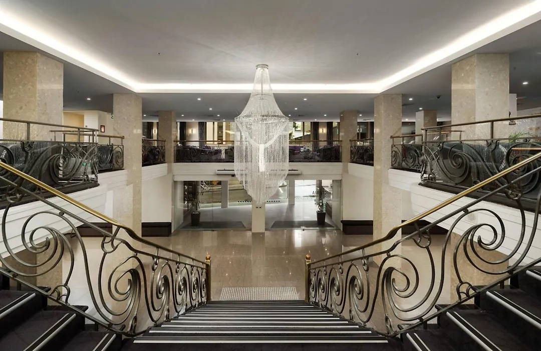 The Victoria Hotel-1