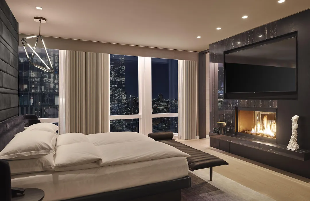 Equinox Hotel New York-1