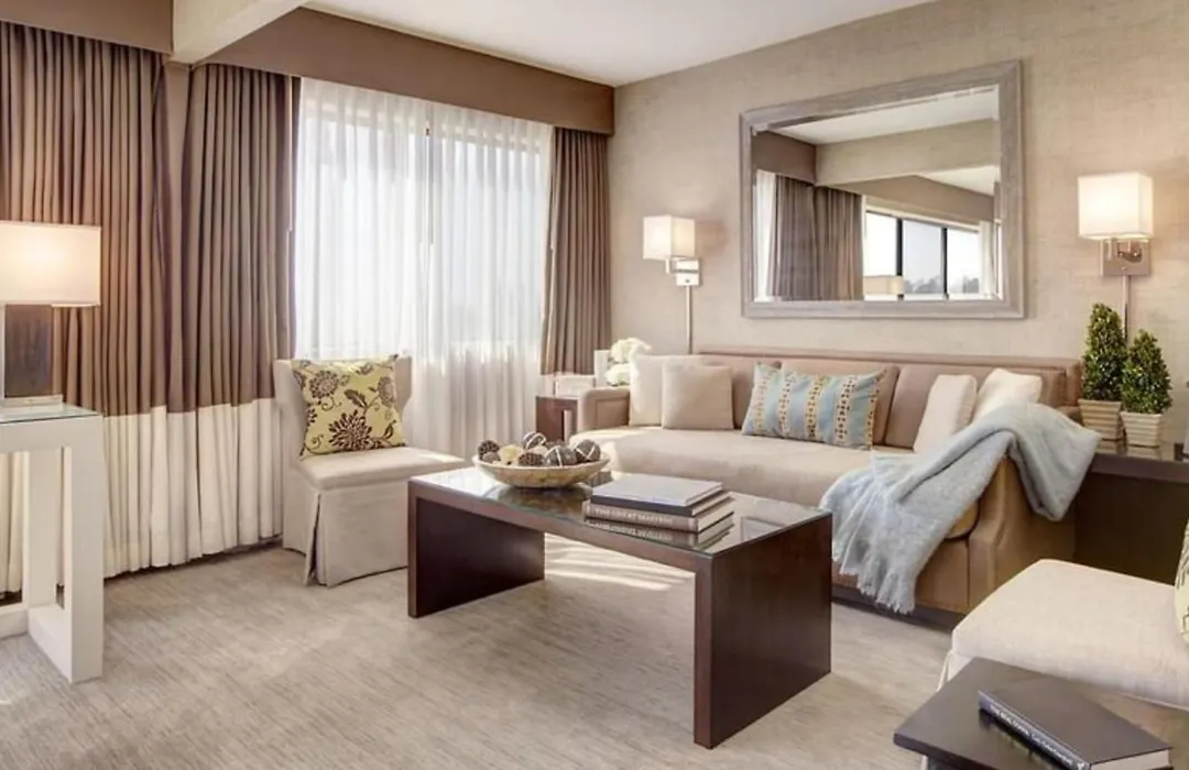 Luxe Sunset Boulevard Hotel-1