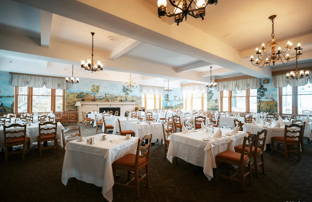 Hotel Tadoussac-1