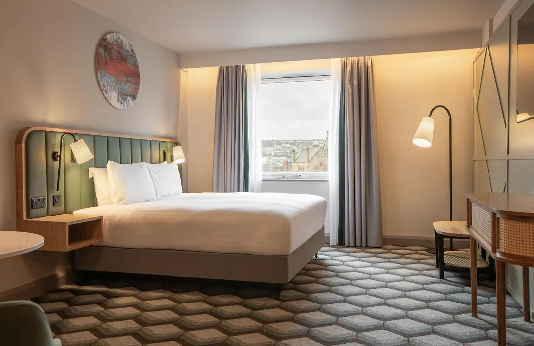City Hotel-1