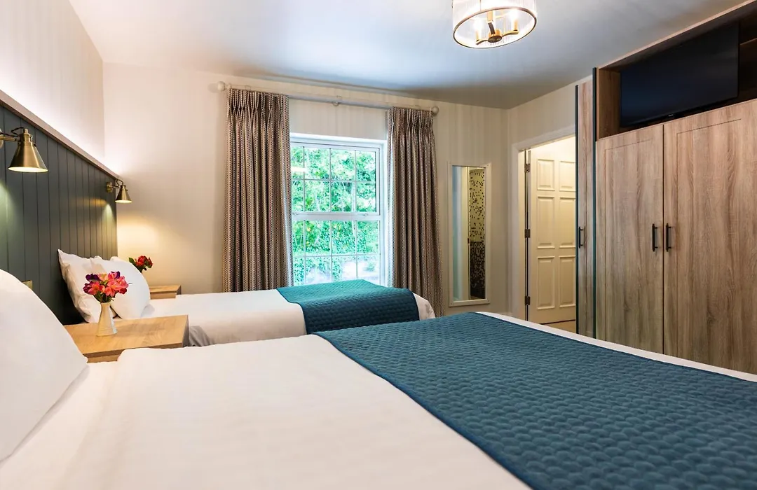 Falls Hotel & Spa-1