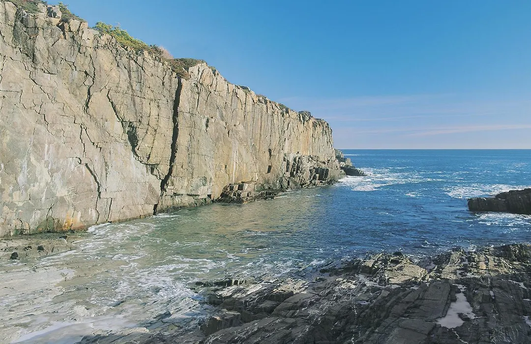 Cliff House Maine-1