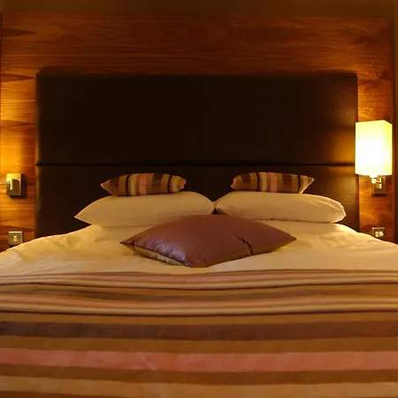 The Big Blue Hotel - Blackpool Pleasure Beach-3