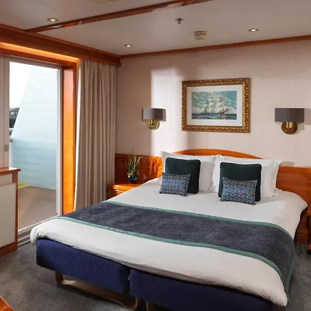 Sunborn London Yacht Hotel-2
