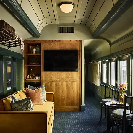 The Hotel Chalet At The Choo Choo-3