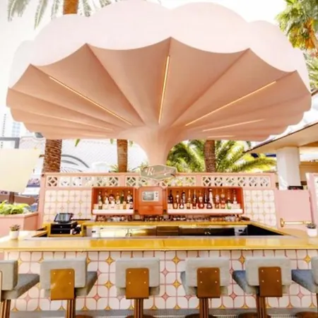 The Mirage Hotel & Casino By Suiteness-3