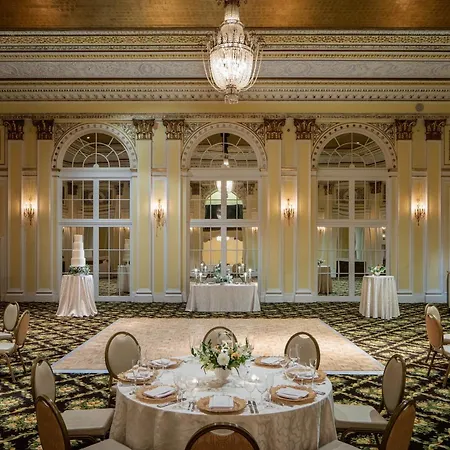 Amway Grand Plaza Hotel, Curio Collection By Hilton-3