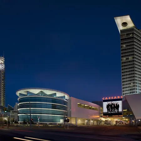 Caesars Windsor Hotel & Casino - A Caesars Rewards Destination-3