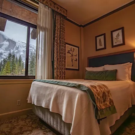 The Ahwahnee-3