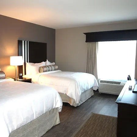 Hotel At Batavia Downs-3