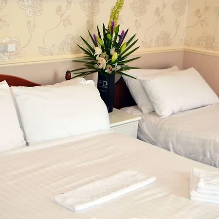 Lyndene Hotel-2