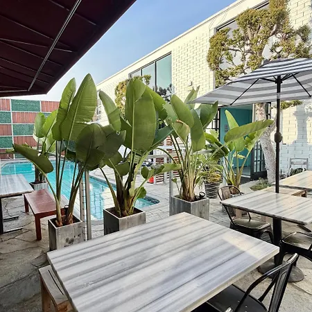 Park Plaza Lodge-2