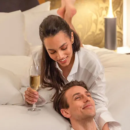 Fairmont Hotel Vancouver-3
