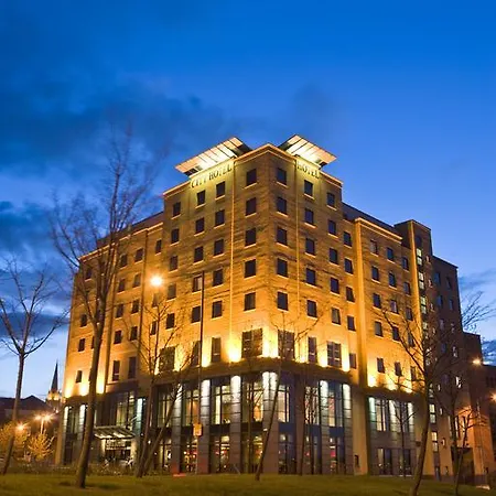 City Hotel-3